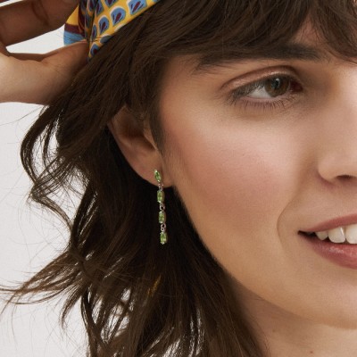 PENDIENTES ARO PERIDOT DE LAS ESTACIONES                                                            