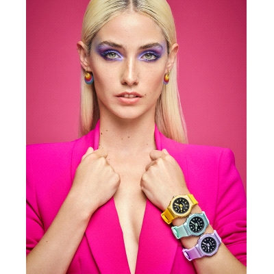 PEND ACERO IP DORADO Y RESINA SRA FN                                                                